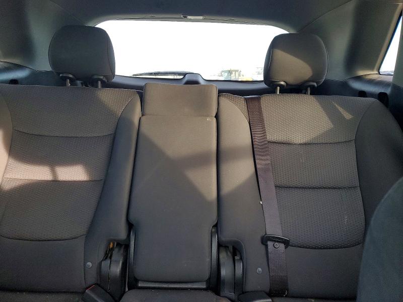 Photo 10 from auction – 2012 KIA SORENTO with VIN 5XYKT3A11CG200604