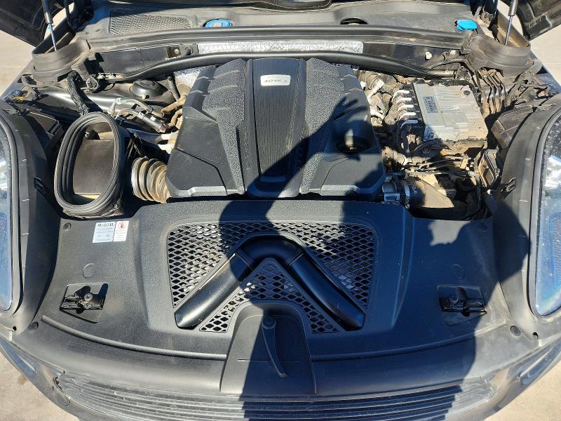 Photo 11 from auction – 2019 PORSCHE MACAN S with VIN WP1AB2A59KLB31836