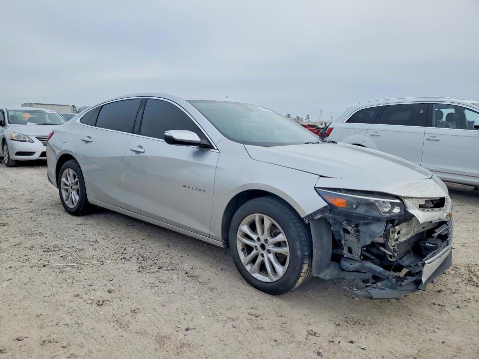 Photo 4 from auction – 2018 CHEVROLET MALIBU with VIN 1G1ZD5ST4JF269433