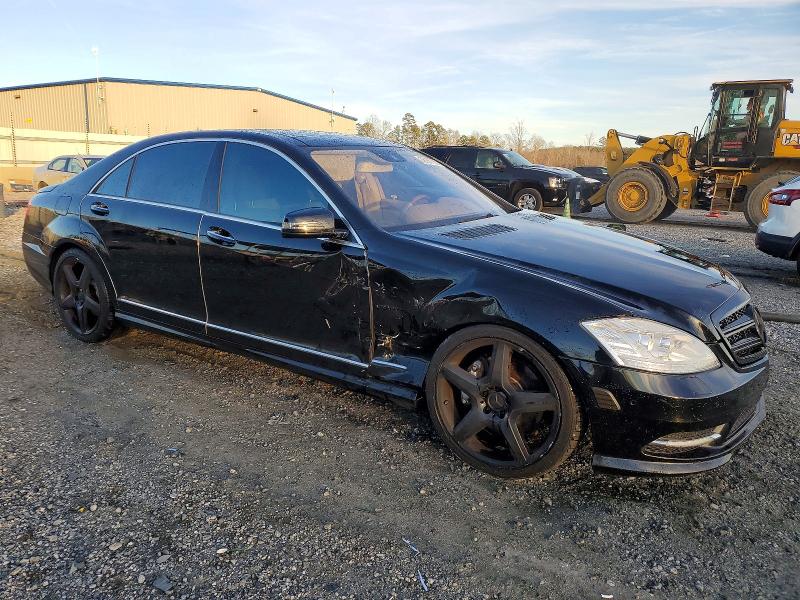 Photo 4 from auction – 2012 MERCEDES-BENZ S 550 with VIN WDDNG7DB3CA477306