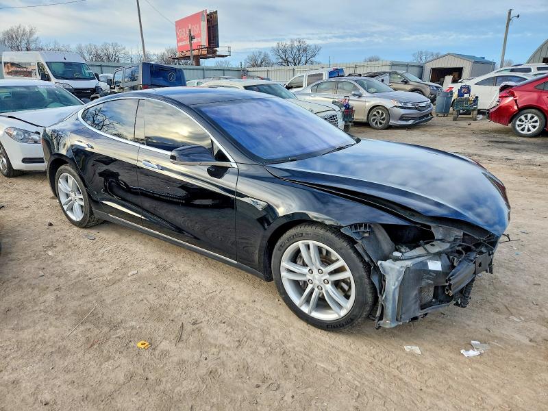 Photo 4 from auction – 2014 TESLA MODEL S with VIN 5YJSA1S11EFP62117