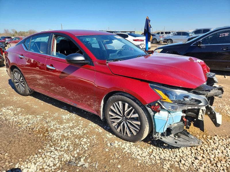 Photo 4 from auction – 2024 NISS ALTIMA with VIN 1N4BL4DV2RN382177