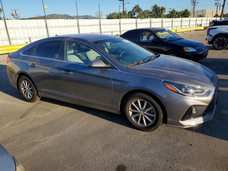 Photo 4 from auction – 2018 HYUNDAI SONATA SE with VIN 5NPE24AF9JH702364