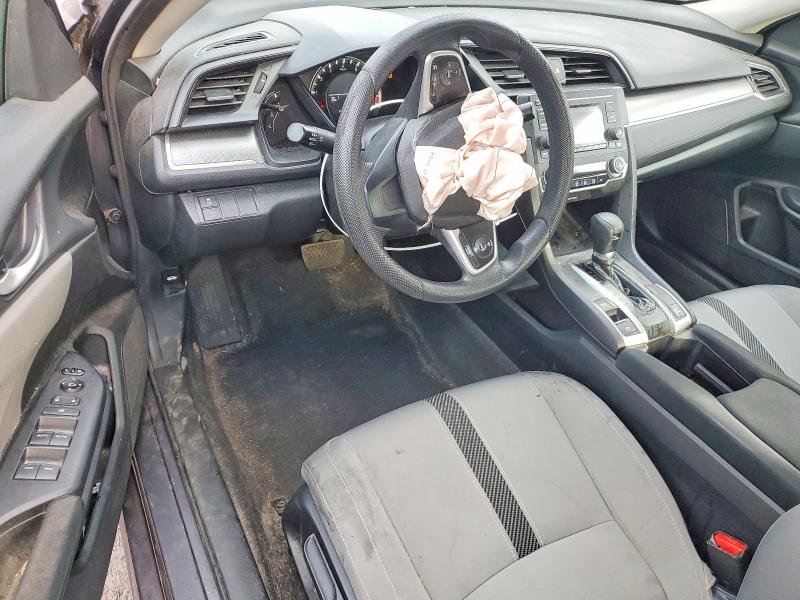 Photo 8 from auction – 2017 HONDA CIVIC LX with VIN 2HGFC2F56HH532071