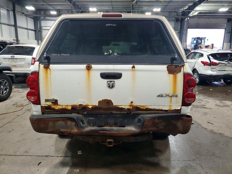 Photo 6 from auction – 2007 DODGE RAM 1500 with VIN 1D7HU18P17J622339