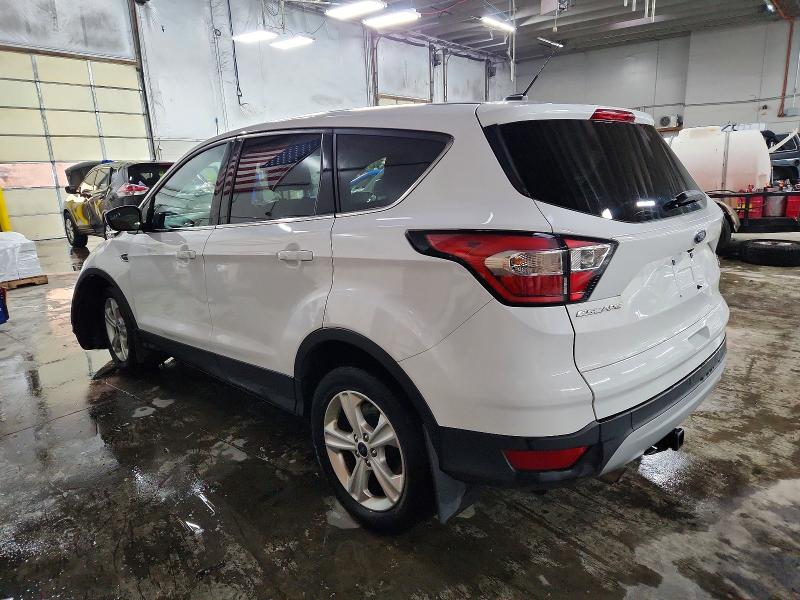 Photo 2 from auction – 2017 FORD ESCAPE SE with VIN 1FMCU9GDXHUC62803