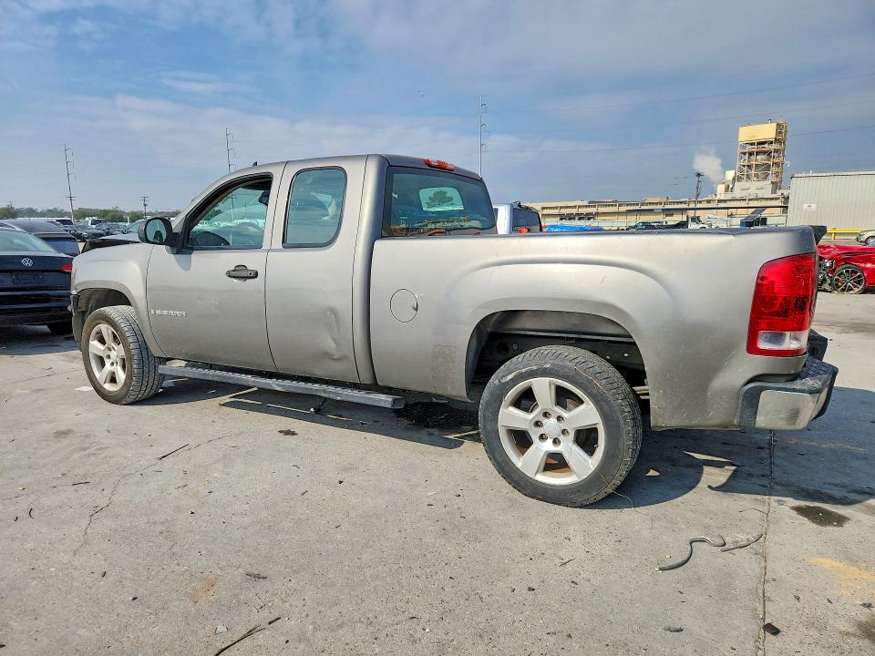 Photo 2 from auction – 2007 GMC NEW SIERRA with VIN 1GTEC19C07Z500620