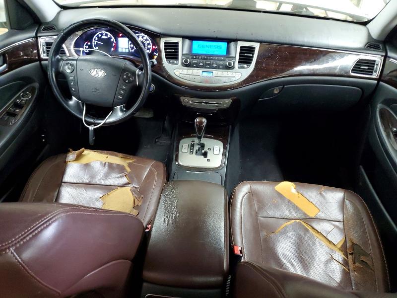 Photo 8 from auction – 2012 HYUNDAI GENESIS 3. with VIN KMHGC4DD3CU180352