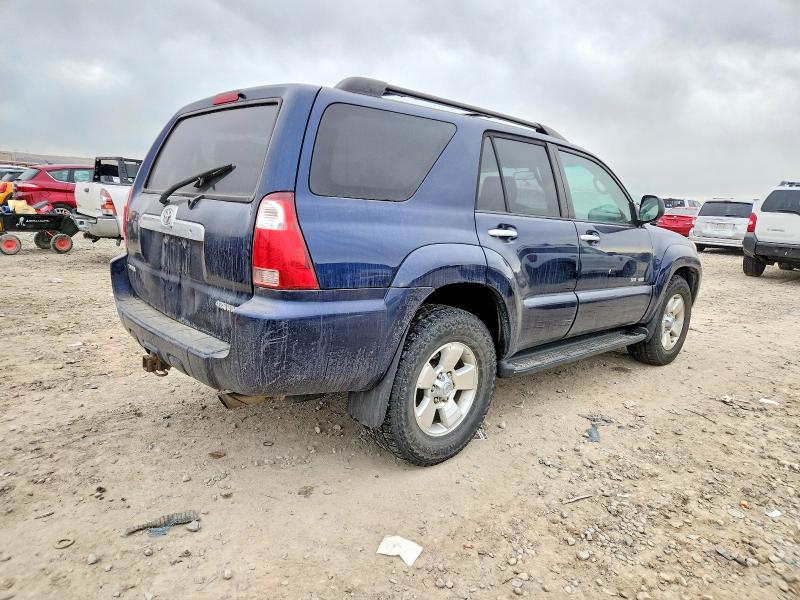 Photo 3 from auction – 2007 TOYOTA 4RUNNER SR with VIN JTEBU14R770114725