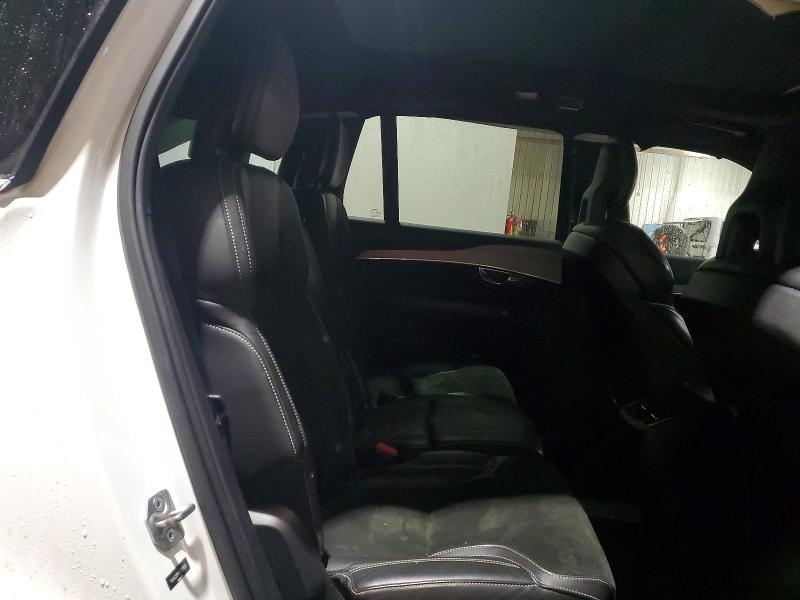 Photo 11 from auction – 2017 VOLVO XC90 T6 with VIN YV4A22PM0H1121620