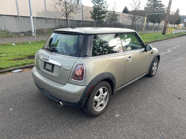 Photo 4 from auction – 2007 MINI COOPER with VIN WMWMF33557TU62732