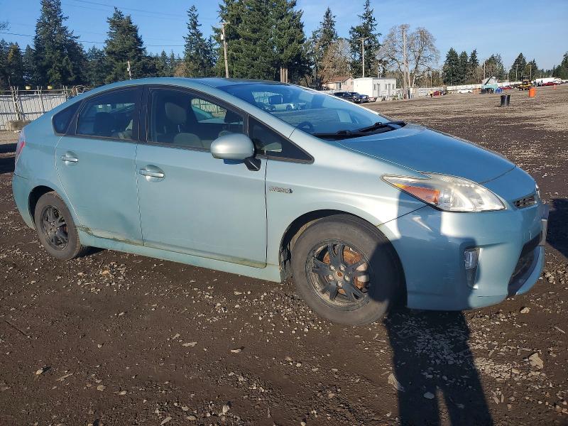 Photo 4 from auction – 2013 TOYOTA PRIUS with VIN JTDKN3DU1D1734414