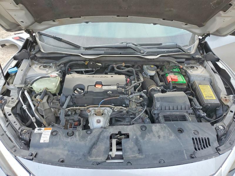 Photo 11 from auction – 2017 HONDA CIVIC LX with VIN 2HGFC2F58HH517121