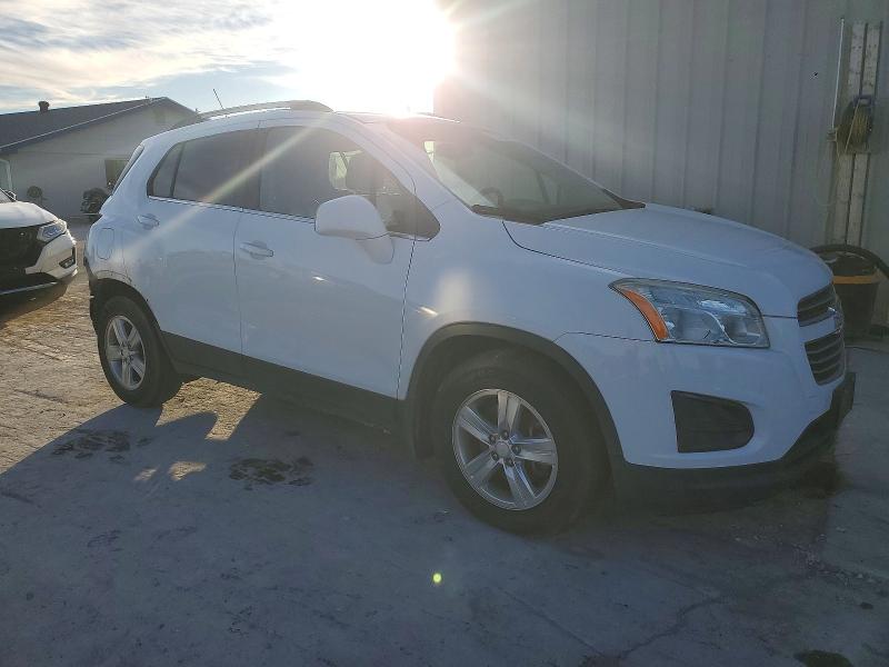 Photo 4 from auction – 2016 CHEVROLET TRAX 1LT with VIN 3GNCJLSB2GL273830