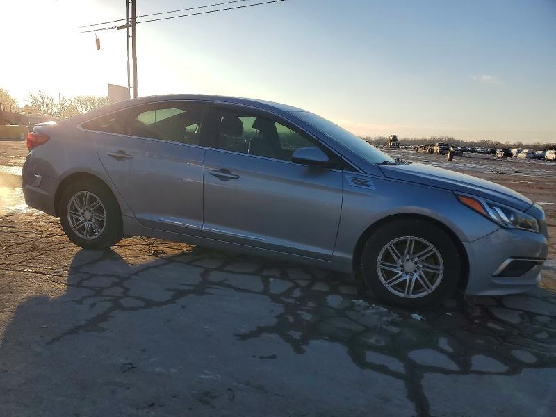 Photo 4 from auction – 2016 HYUNDAI SONATA with VIN 5NPE24AF5GH362591
