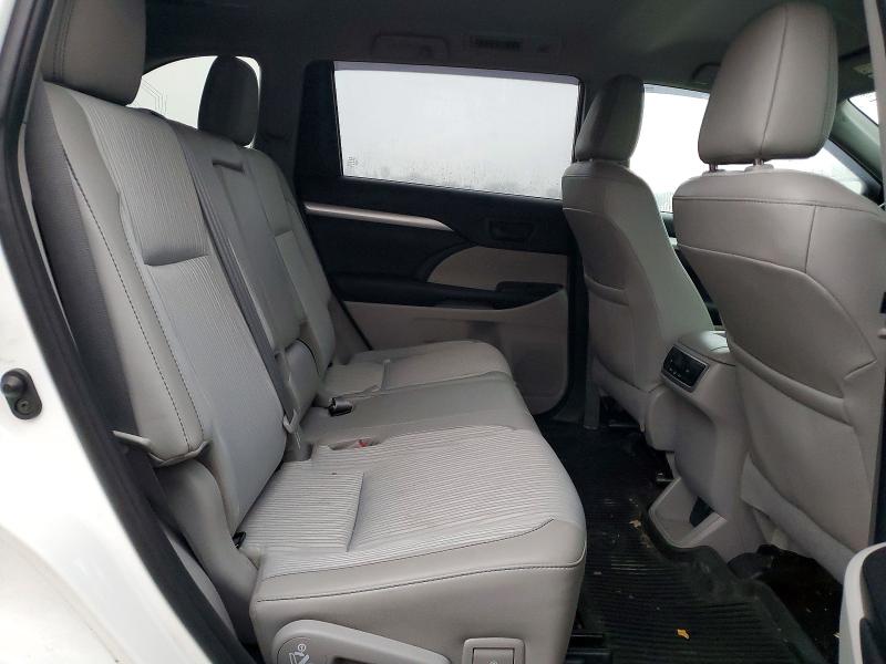 Photo 11 from auction – 2019 TOYOTA HIGHLANDER with VIN 5TDBZRFH5KS741311