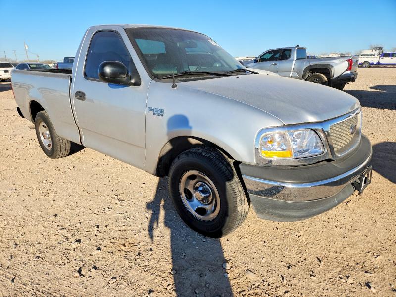 Photo 4 from auction – 2000 FORD F150 with VIN 1FTZF1726YNA97786
