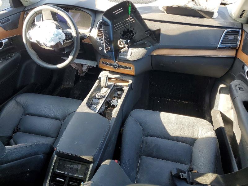 Photo 8 from auction – 2023 VOLVO XC90 with VIN YV4L12PN2P1982171