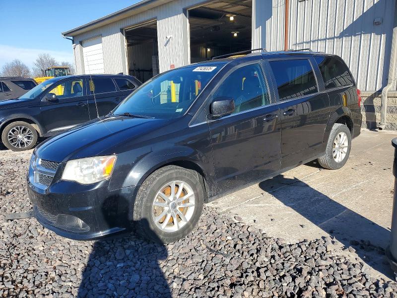 DODGE GRAND CARA 2018 with VIN 2C4RDGCG0JR298280 - Photo from auction
