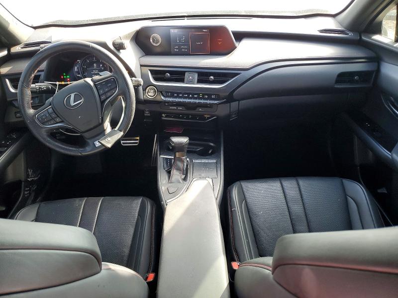 Photo 8 from auction – 2019 LEXUS UX 200 with VIN JTHY3JBH1K2018693