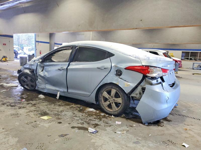 Photo 2 from auction – 2012 HYUNDAI ELANTRA with VIN KMHDH4AE0CU186434