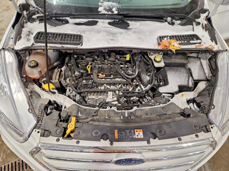 Photo 12 from auction – 2019 FORD ESCAPE SE with VIN 1FMCU9GD0KUB04266