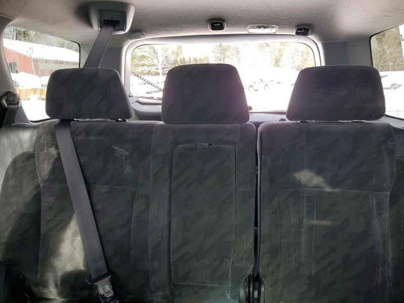 Photo 10 from auction – 2004 HONDA CRV with VIN JHLRD78864C038452