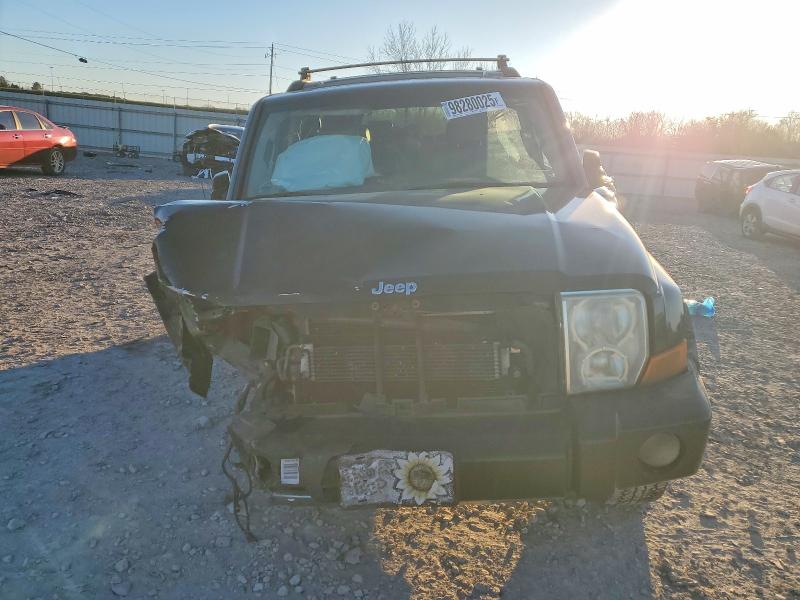 Photo 5 from auction – 2006 JEEP COMMANDER with VIN 1J8HG582X6C366744