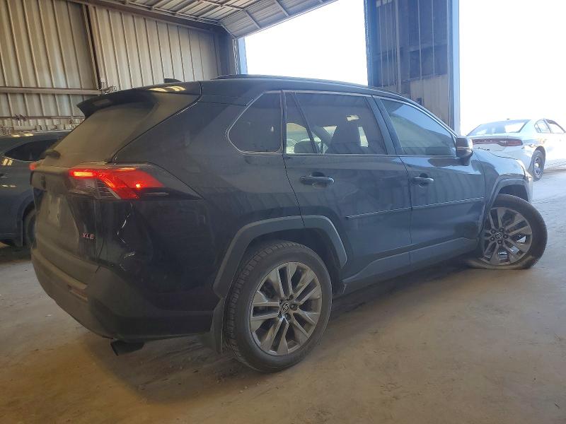Photo 3 from auction – 2024 TOYOTA RAV4 with VIN JTMC1RFVXRJ031782