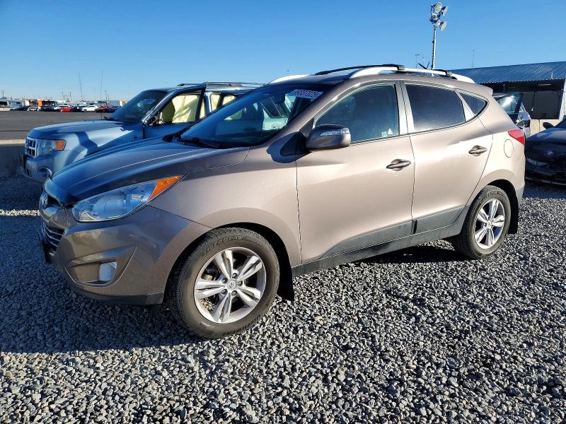 HYUNDAI TUCSON GLS 2013 with VIN KM8JUCAC3DU620290 - Photo from auction