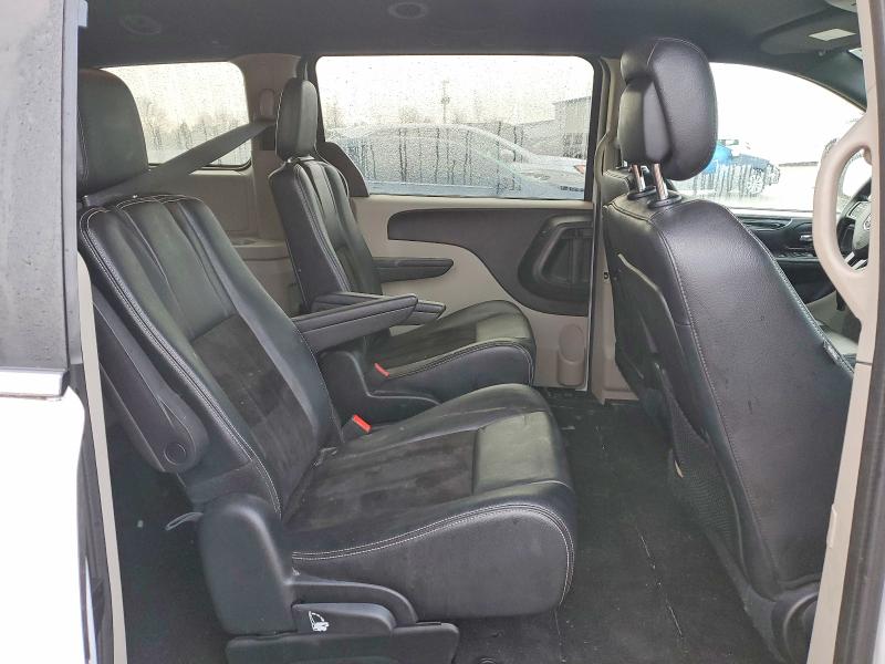 Фото 11 с аукциона – 2017 DODGE GRAND CARA с VIN 2C4RDGCG7HR666397