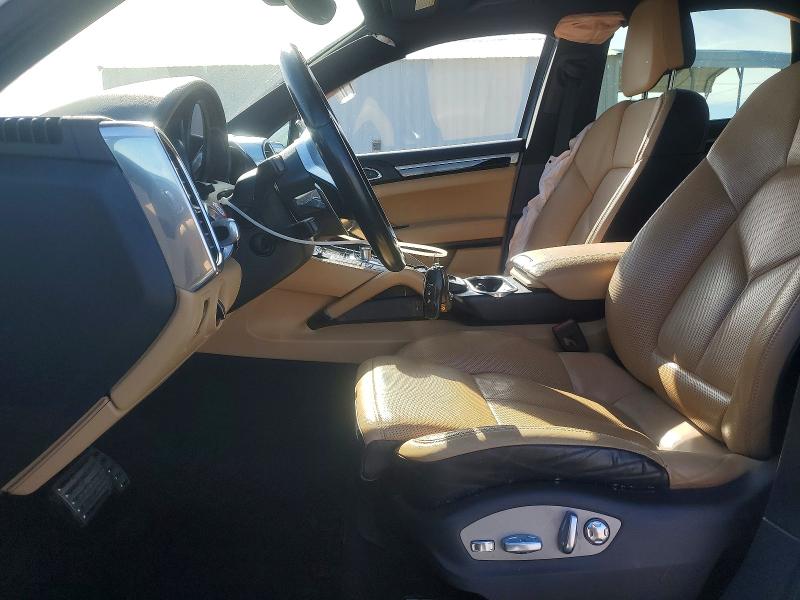 Photo 7 from auction – 2018 PORSCHE CAYENNE S with VIN WP1AB2A26JLA60891