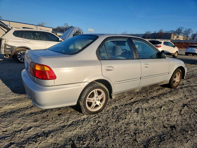 Photo 3 from auction – 2000 HONDA CIVIC BASE with VIN 2HGEJ661XYH545010