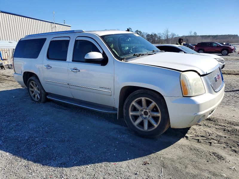 Photo 4 from auction – 2011 GMC YUKON XL D with VIN 1GKS1MEF3BR231097