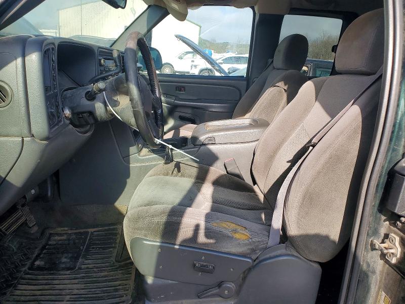 Photo 7 from auction – 2005 CHEVROLET SILVERADO with VIN 1GCEK19T45E221064