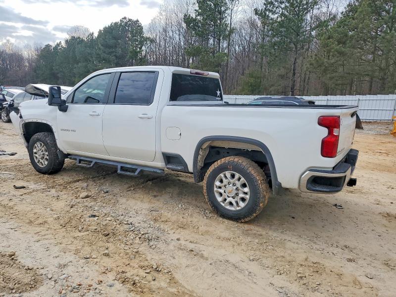 Photo 2 from auction – 2021 CHEVROLET SILVERADO with VIN 1GC1YNEY0MF229466