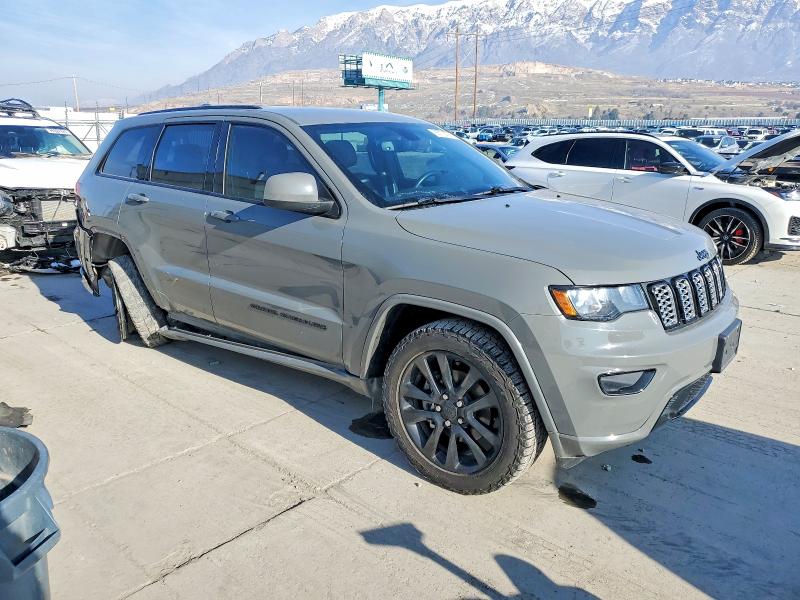 Photo 4 from auction – 2019 JEEP GRAND CHER with VIN 1C4RJFAG7KC778378