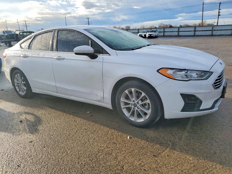 Photo 4 from auction – 2019 FORD FUSION SE with VIN 3FA6P0HD0KR268696