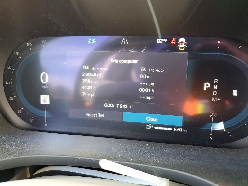 Photo 9 from auction – 2025 VOLVO XC60 ULTRA with VIN YV4M12RM6S1016519