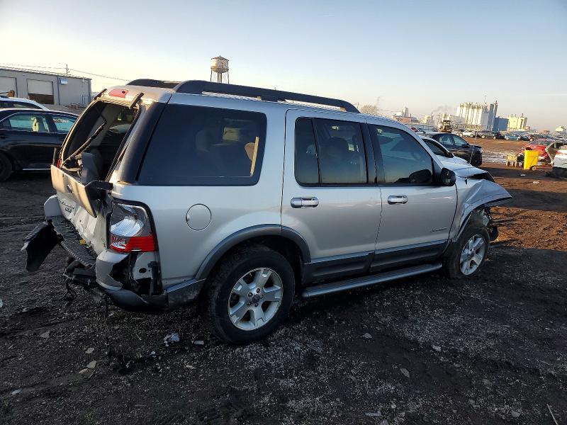Photo 3 from auction – 2005 FORD EXPLORER with VIN 1FMZU73K45ZA57964