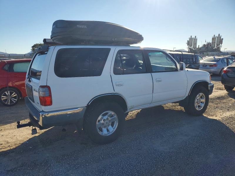 Photo 3 from auction – 2000 TOYOTA 4RUNNER SR with VIN JT3HN86RXY0281023
