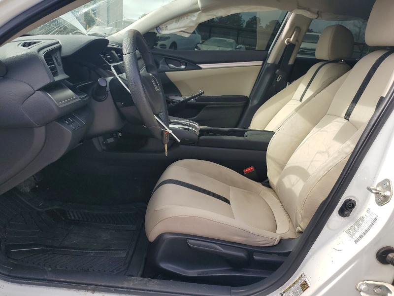 Photo 7 from auction – 2019 HONDA CIVIC with VIN 2HGFC2F63KH597847
