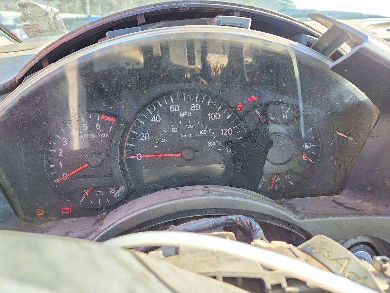 Photo 9 from auction – 2004 NISSAN TITAN with VIN 1N6AA06A34N516456