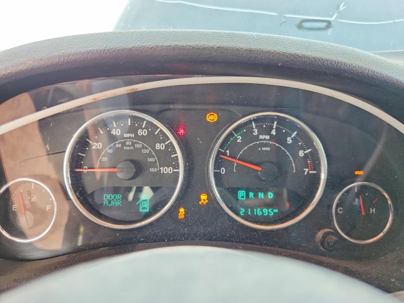 Photo 9 from auction – 2015 JEEP WRANGLER U with VIN 1C4BJWEG8FL570219