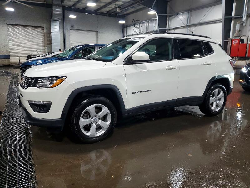 JEEP COMPASS LA 2019 with VIN 3C4NJDBB0KT599089 - Photo from auction
