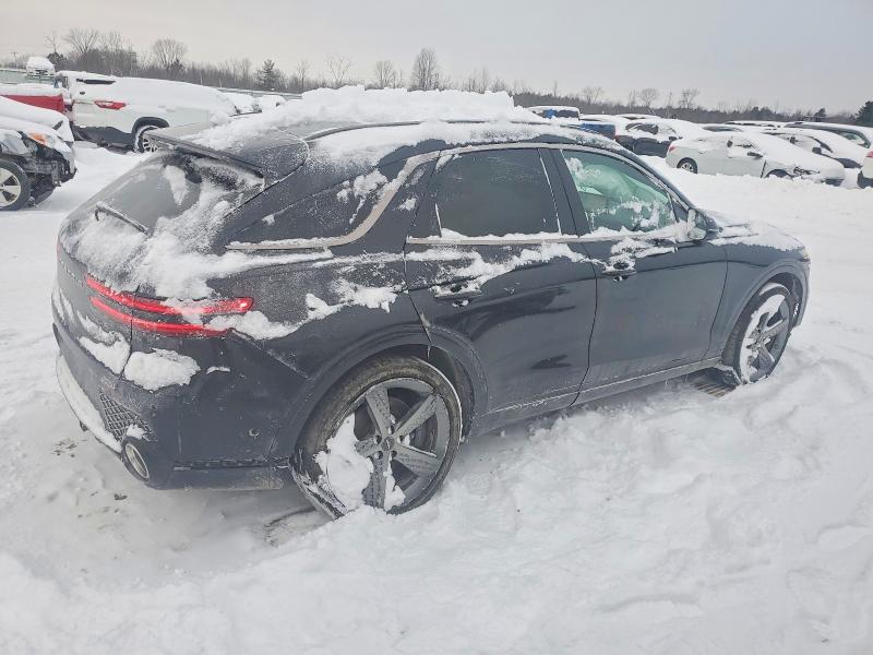 Photo 3 from auction – 2023 GENESIS GV70 with VIN KMUMADTB4PU079739