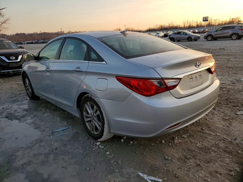 Photo 2 from auction – 2012 HYUNDAI SONATA GLS with VIN 5NPEB4AC0CH495730