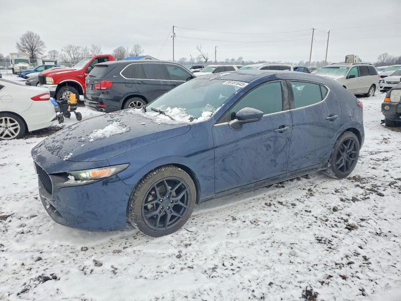 MAZDA 3 PREFERRE 2020 with VIN JM1BPAMM7L1167705 - Photo from auction