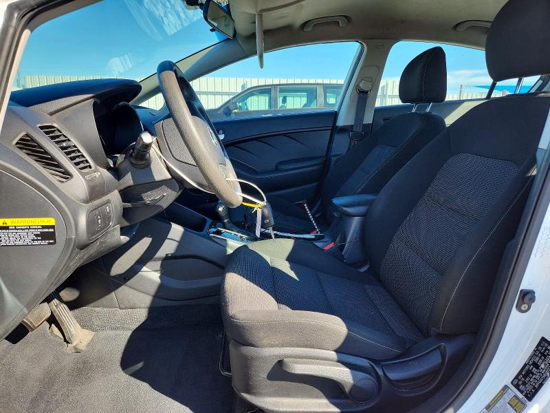 Photo 7 from auction – 2017 KIA FORTE LX with VIN 3KPFK4A75HE032257