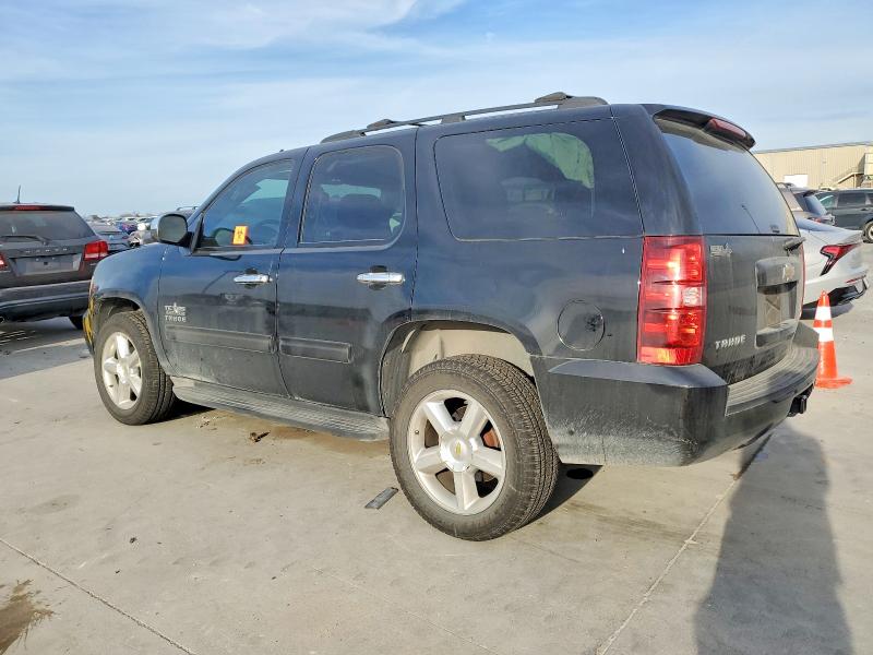 Photo 2 from auction – 2011 CHEVROLET TAHOE C150 with VIN 1GNSCAE08BR128300
